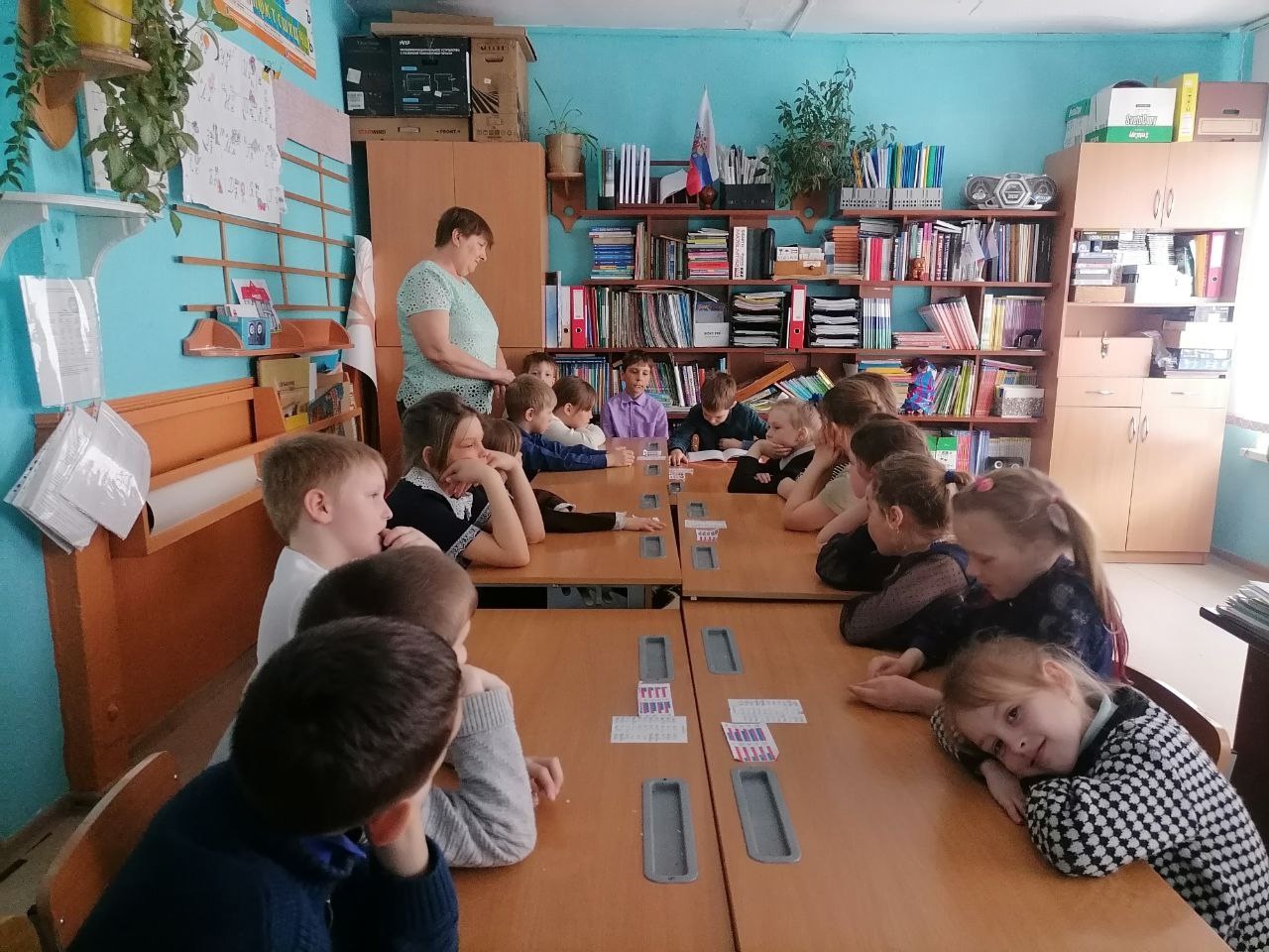 «В книжной памяти мгновения войны»..